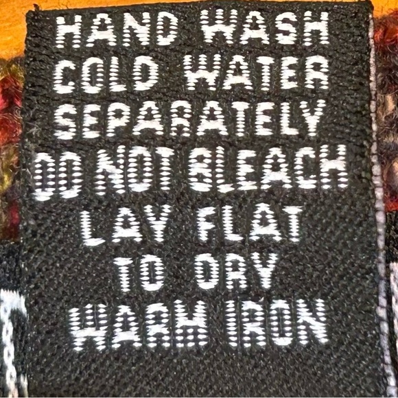 The Pyramid Collection Vibrant Striped Tunic Sweater with Asymmetrical Hem, XL - Picture 11 of 12